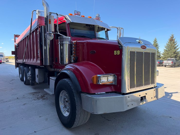 2005-peterbilt-378-image-7
