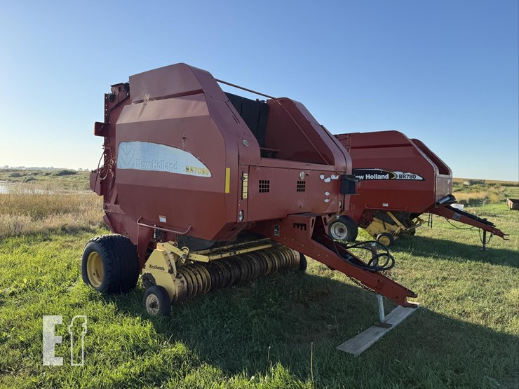 2008-new-holland-br7090-image-3