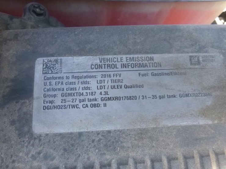 2016-chevrolet-1500-image-10