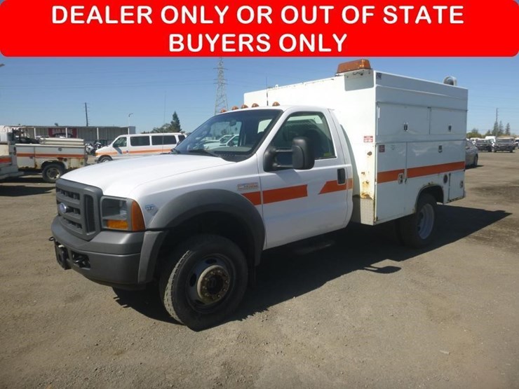 2005-ford-f450-image-1