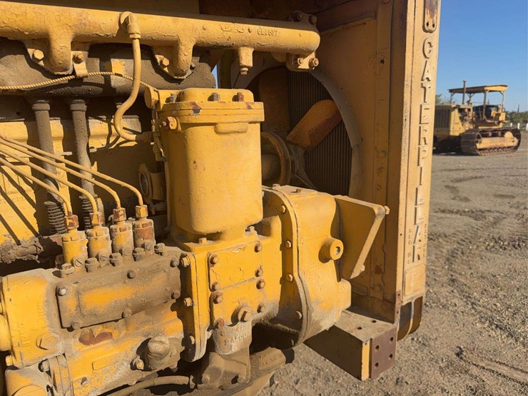 caterpillar-d7-image-29