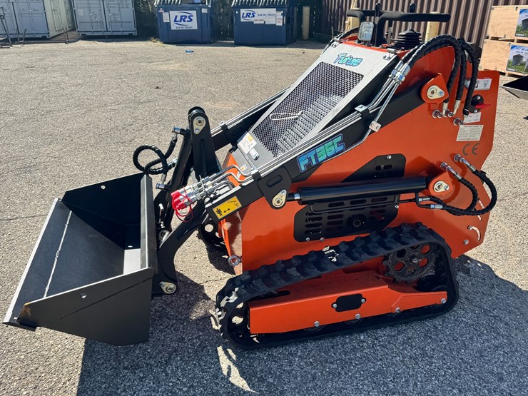 2026-unused-ft36c-future-skid-steer-loader-image-4