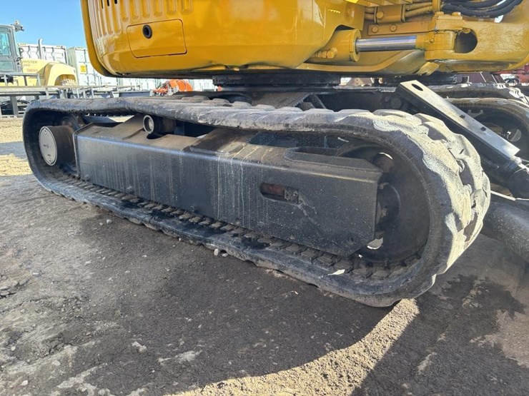 komatsu-pc30mr-1-image-19