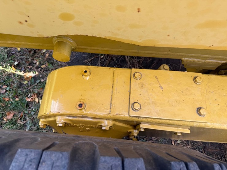 #3534-•-komatsu-gd305a-motor-grader-image-62