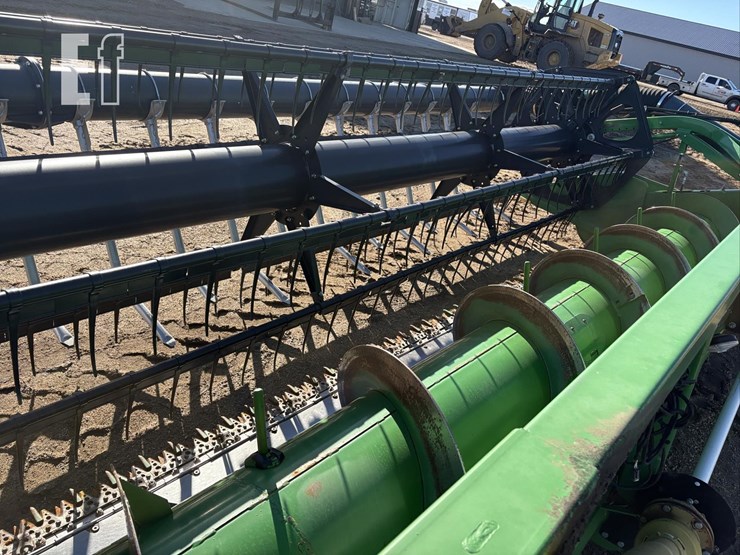 2013-john-deere-635f-image-14