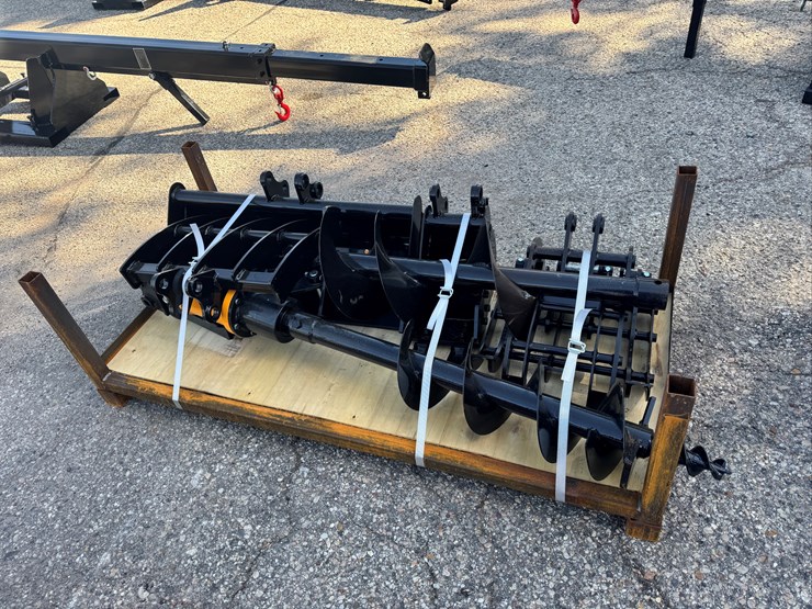 qty-(8)-excavator-attachment-...-see-description-image-2