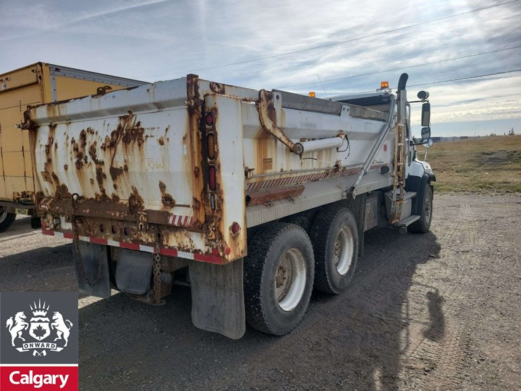 2016-freightliner-114sd-image-8