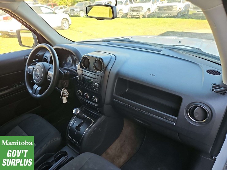 2014-jeep-patriot-image-31