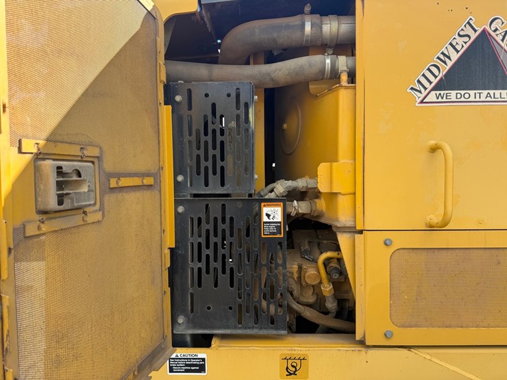 deere-672d-image-93