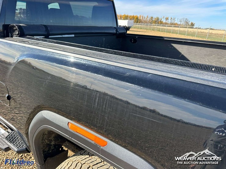 2023-gmc-2500hd-image-50