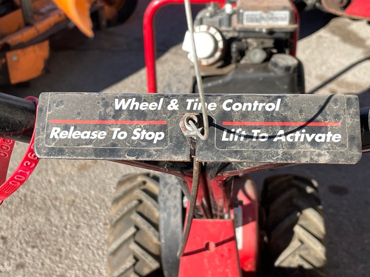 #1851-•-snapper-rear-tine-rototiller-image-13
