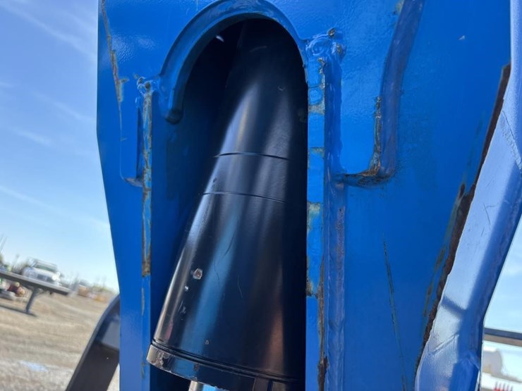 2020-genie-gth844-image-14