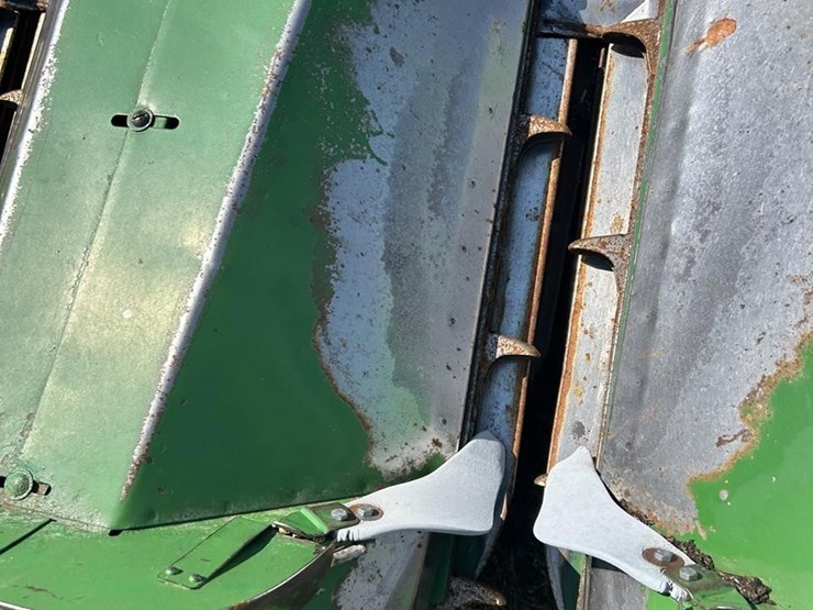 john-deere-843-image-10