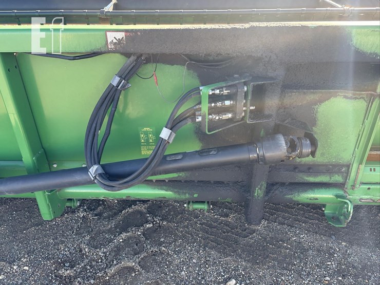 2013-john-deere-635f-image-10