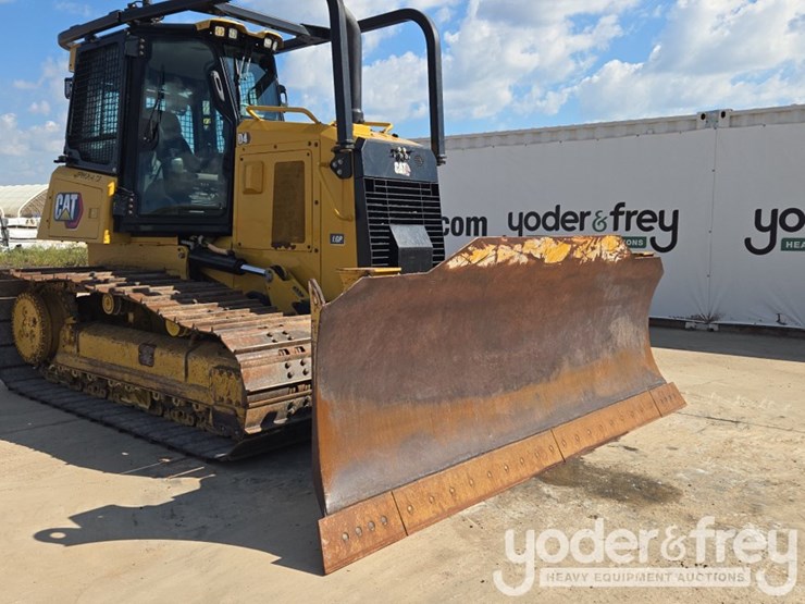 2021-caterpillar-d4-lgp-image-23