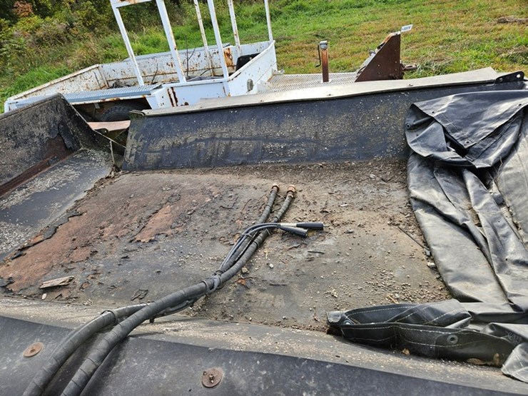 #2127-•-hydraulic-dump-bed-image-12