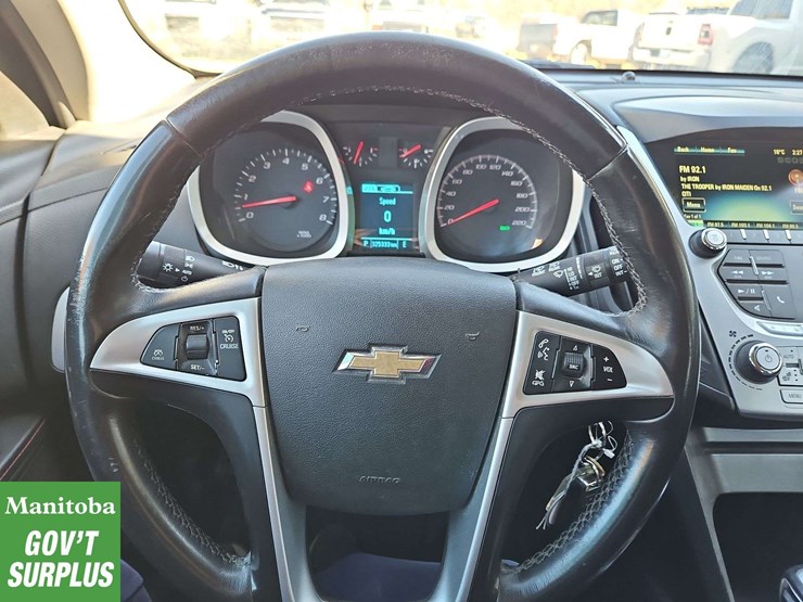 2015-chevrolet-equinox-image-18