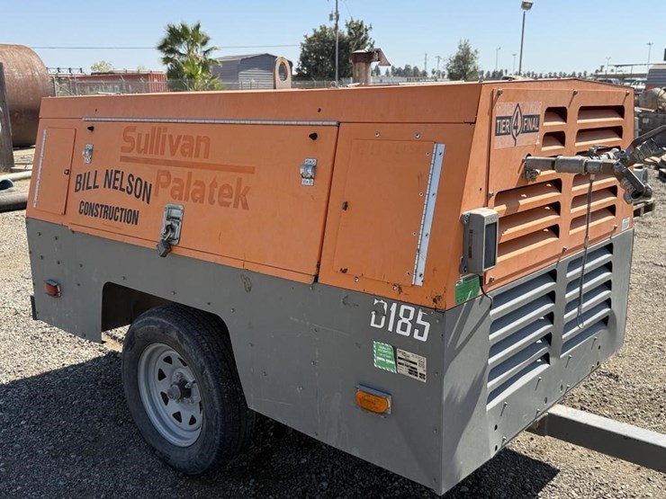 2020-sullivan-palatek-p185-towable-air-compressor-image-2