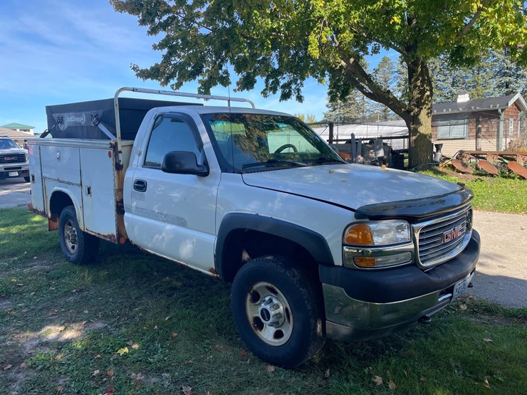 2002-chevrolet-2500-image-3