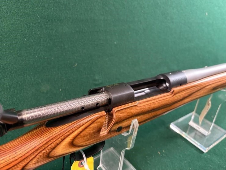 winchester-mdl.70-7mm-wsm-rifle-image-8