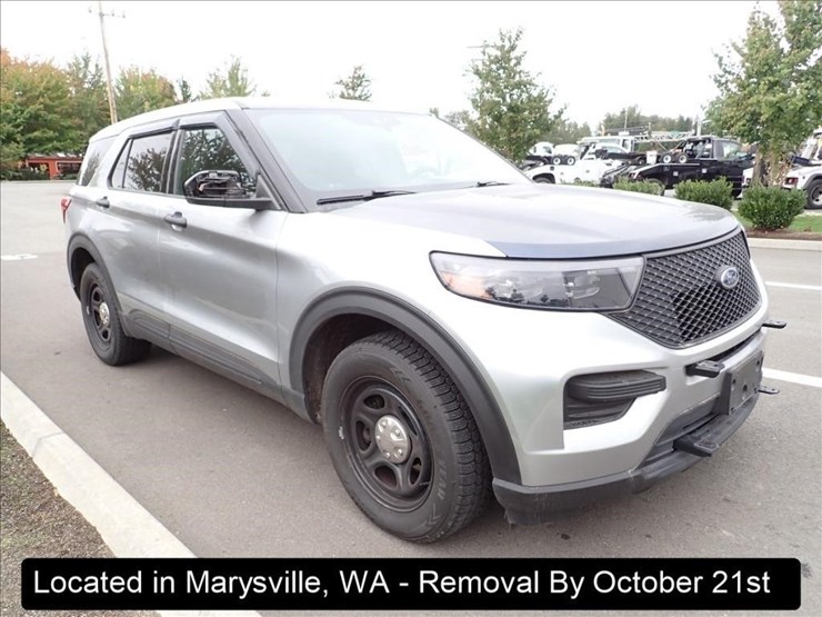 2020-ford-explorer-image-13