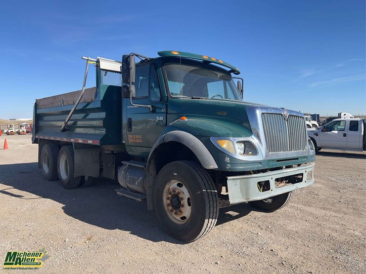 2005-international-workstar-7600-image-2