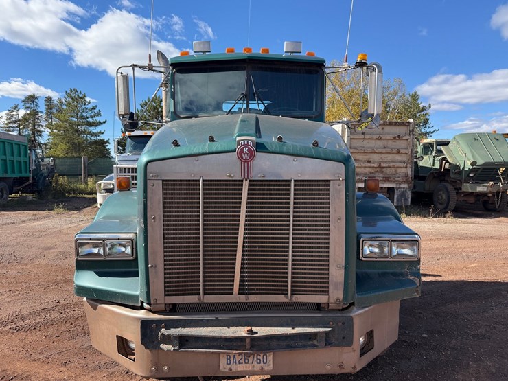 kenworth-t800-image-8