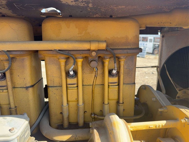 caterpillar-r5-image-34