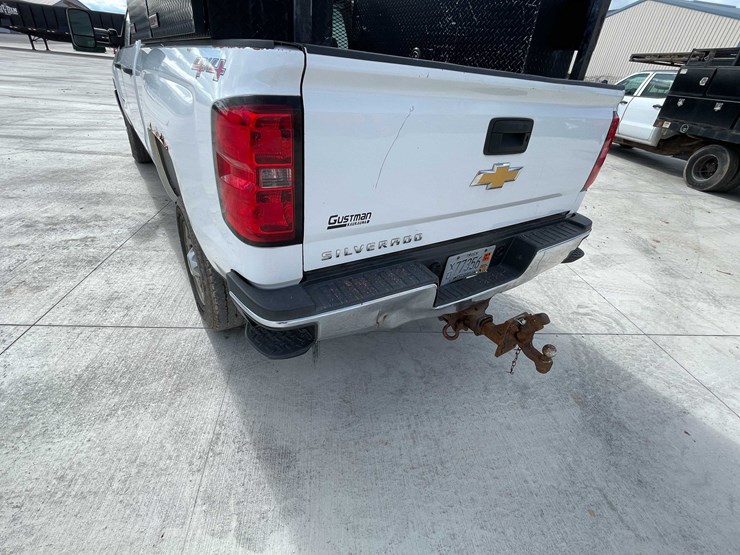2016-chevrolet-2500-image-29