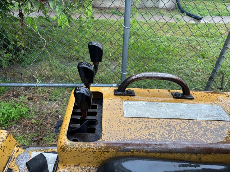 caterpillar-v50b-image-40