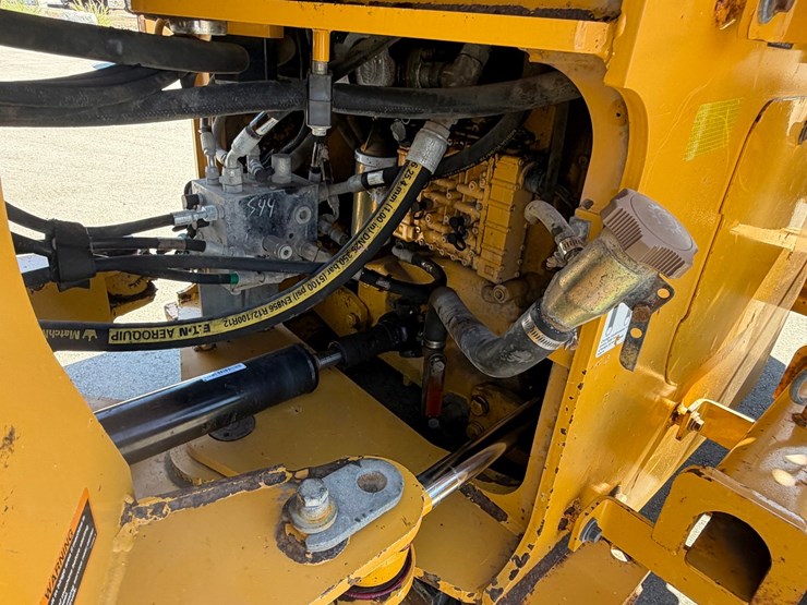 deere-544k-image-48