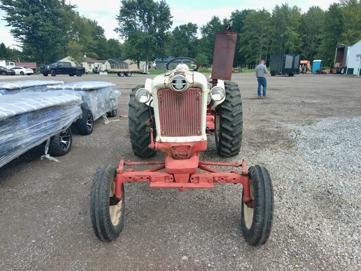 ford-900-image-2
