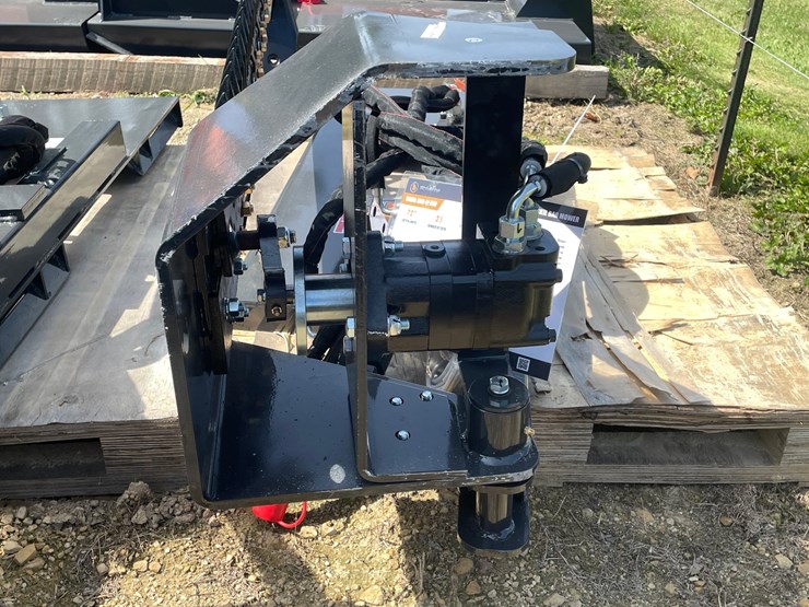 #2010-•-wolverine-skid-steer-sickle-bar-mower-attachment-image-9