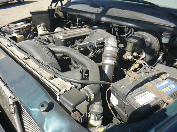 1994-dodge-ram-2500-image-8