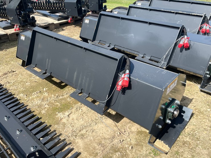 #2017-•-wolverine-skid-steer-tiller-attachment-image-4