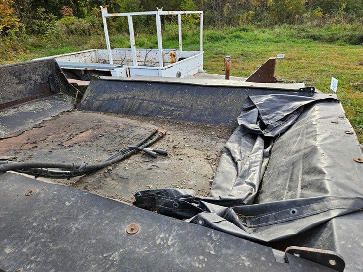 #2127-•-hydraulic-dump-bed-image-11