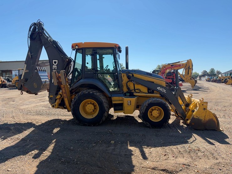 2017-deere-410l-image-6
