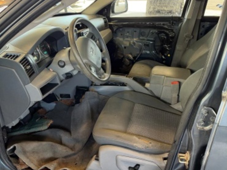 2007-jeep-grand-cherokee-image-24