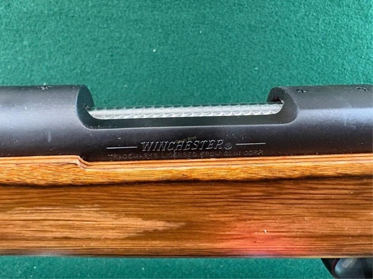 winchester-mdl.70-7mm-wsm-rifle-image-17