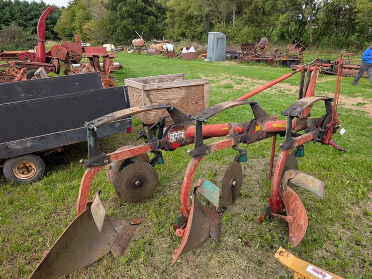 #4061-•-kverneland-3-bottom-plow-image-4