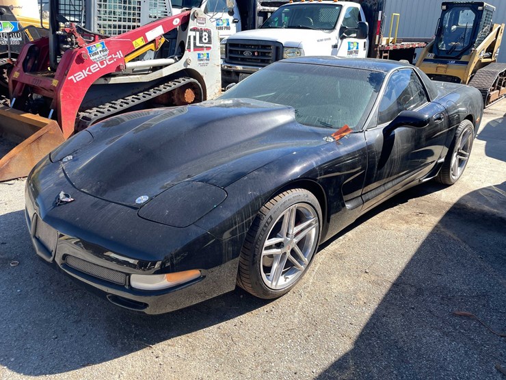 #1789-•-2001-chevy-corvette-(has-wi-title)-image-1