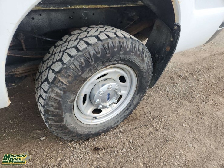 2012-ford-f250-image-21