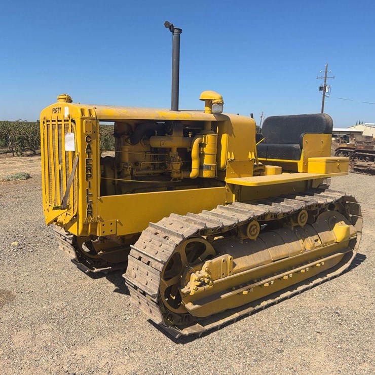 Caterpillar Forty