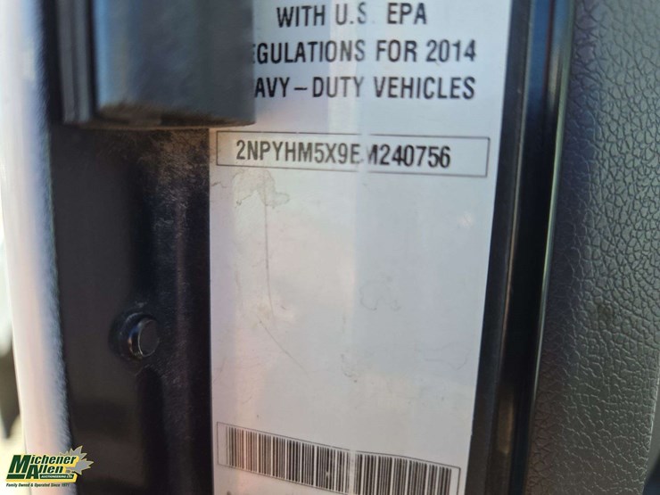 2014-peterbilt-325-image-30