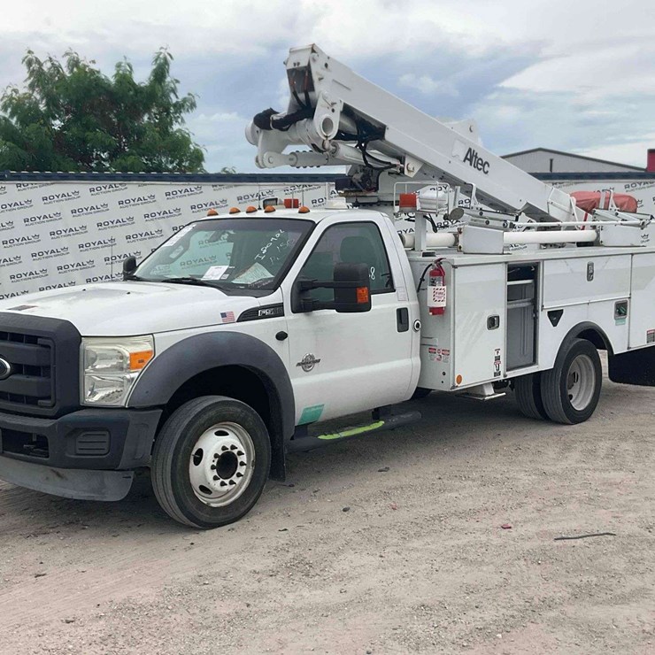 2017 INTERNATIONAL WORKSTAR 7500