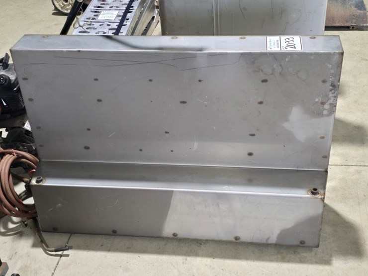 stainless-steel-fuel-tank-image-1
