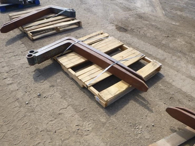 48"-reach-lift-forks-image-2