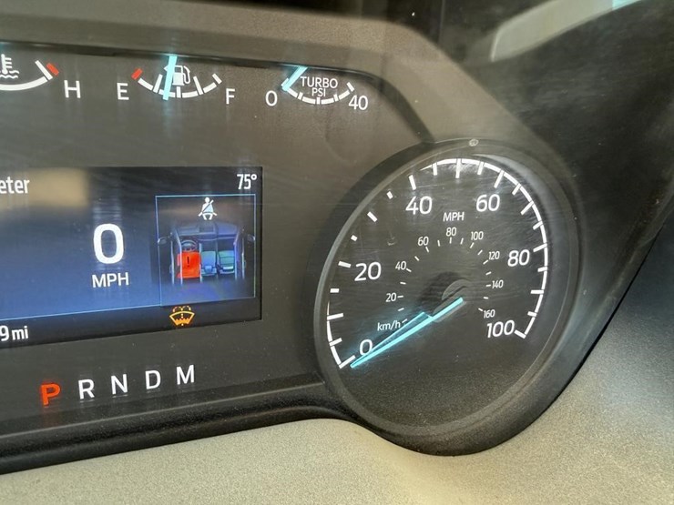 2024-ford-f350-xl-image-40