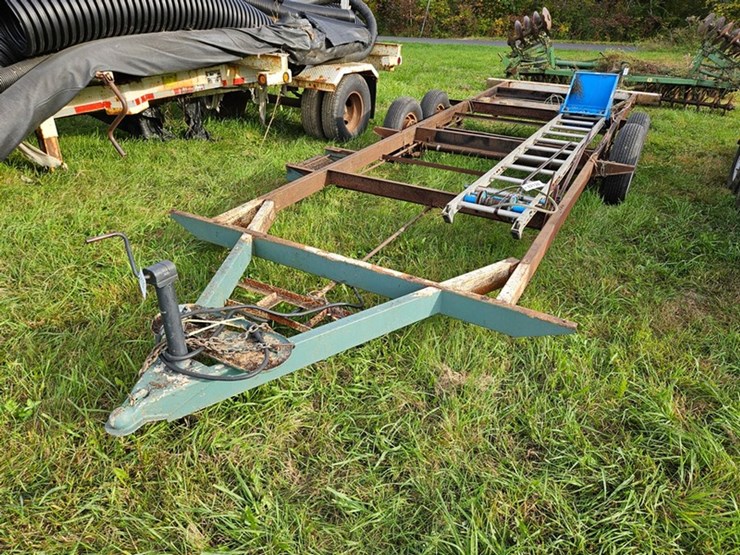 #2131-•-tandem-axle-utility-trailer-image-1