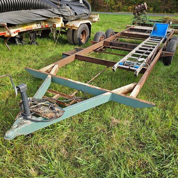 #2131 • Tandem Axle Utility Trailer